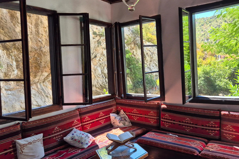 Dubrovnik to Sarajevo (or opposite) One-Way Tour via Mostar Dubrovnik to Sarajevo One-Way Tour