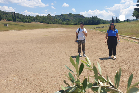 Olympia: Group Tour with entry tickets & tasting experience