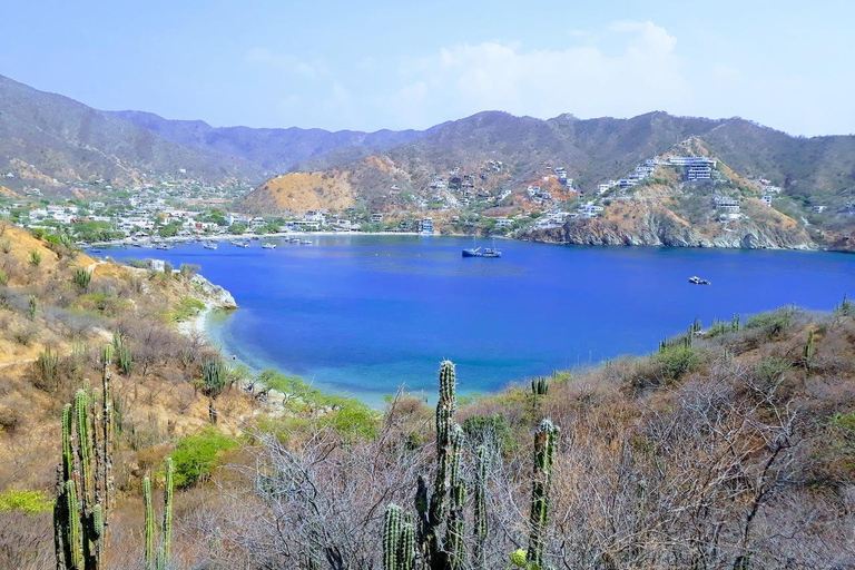 SANTAMARTA: TOUR Remanso, Taganga, Playa Grande Almoço e Snorkel IncluídoSANTAMARTA: TOUR Remanso, Taganga, Playa Grande Almoço e mergulho com snorkel incluídos