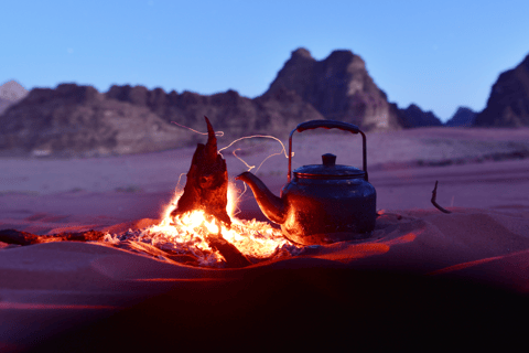 Wadi Rum: 2-Day Southern Desert Tour, Camel & Stargazing