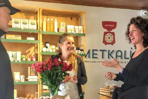 Bogotá: Chapinero Alto Walk with Coffee &amp; Local Market