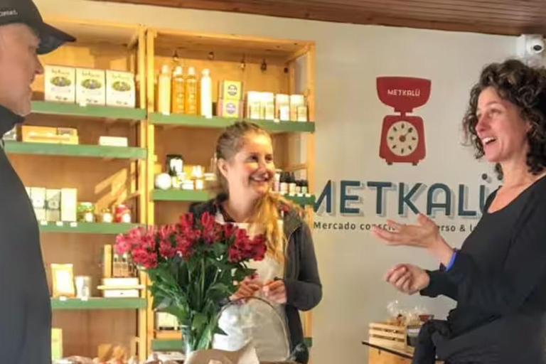 Bogotá: Chapinero Alto Walk with Coffee &amp; Local Market