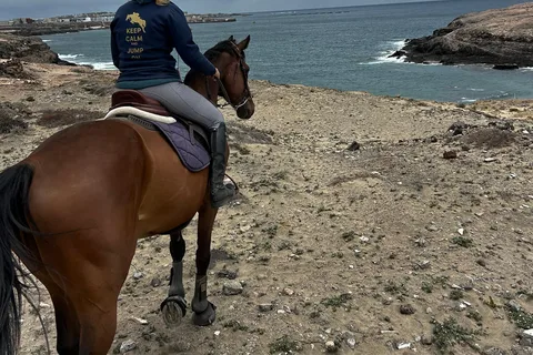 LUGAR: Excursión a Caballo por la Costa