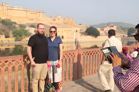 From Jaipur: Tuk-Tuk Private Full-Day Jaipur Tour 8-Hour Tuk-Tuk Tour with Tour Guide