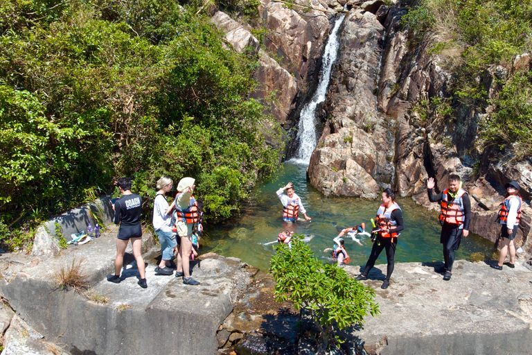 Hong Kong Sai Kung Full Day Snorkelling and Beach Yacht Tour