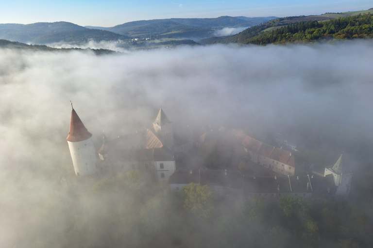 From Prague: Balloon ride with Champagne & Picnic