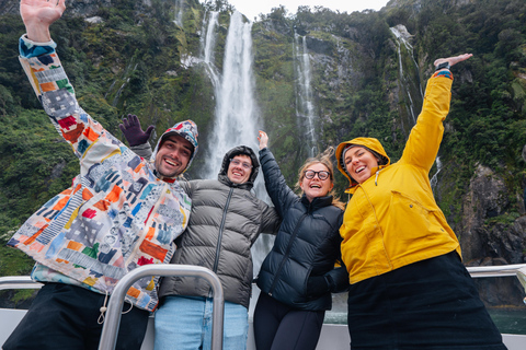 Milford Sound: Waterfalls, Wildlife, and Rainforest Cruise Midday Cruise