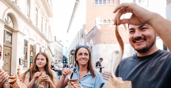 Budapest Food Tour: Local Tastings & Drinks