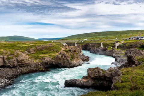 Akureyri Port: Dettifoss, Goðafoss and Lake Mývatn Tour