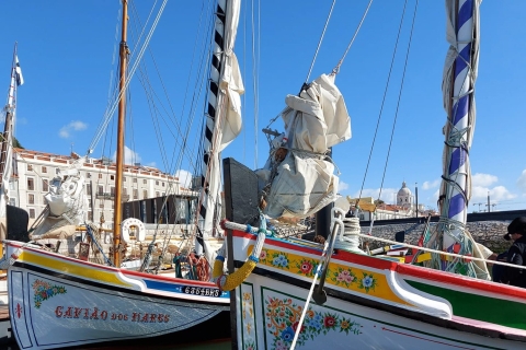 Lissabon: 1,5-stündige Segeltour bei Sonnenuntergang auf dem TejoPrivate Tour