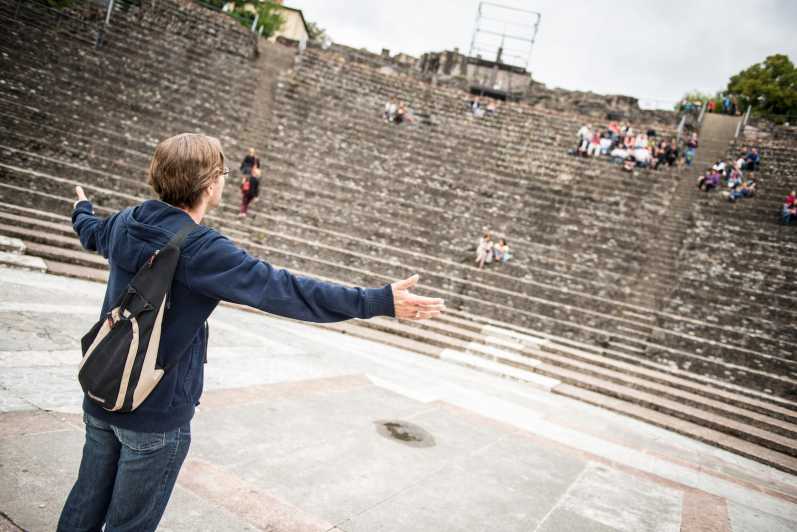 Storytelling tour of the roman theatre of Fourvière (French)