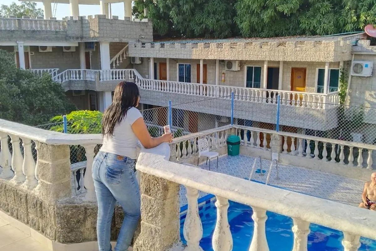Santa Marta: Day Trip to Bello Horizonte Beach with Pool
