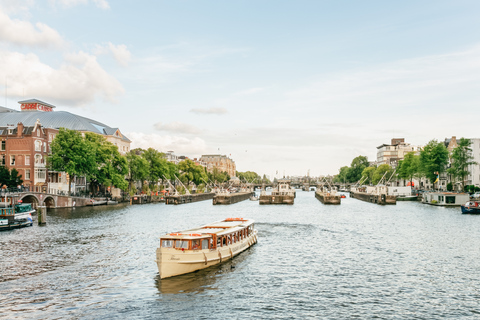 Amsterdam: Classic Boat Cruise with Cheese & Wine Option Central Station Meeting Point with Cheese and Drinks