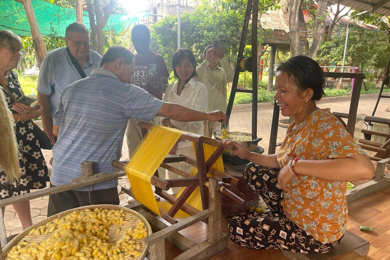 Phnom Penh: Silk Island, Killing Fields, and S-21 Tour