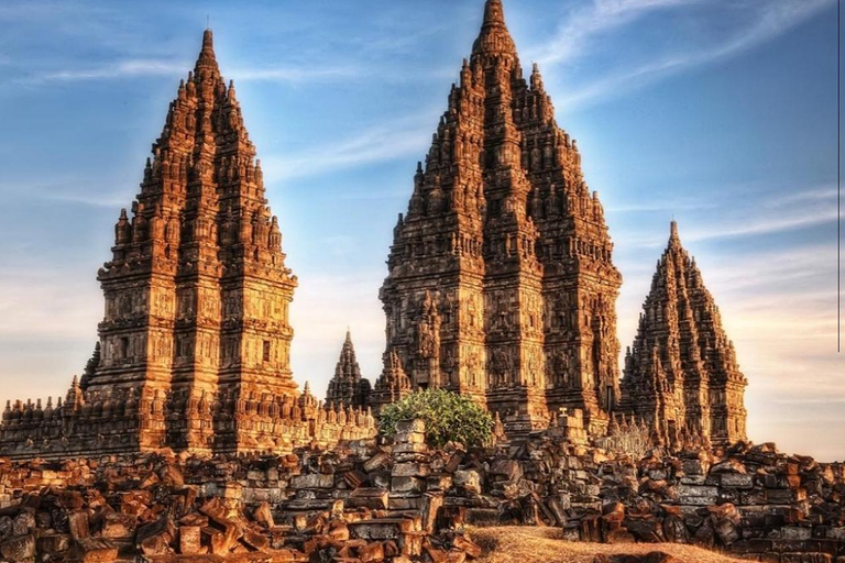 Yogyakarta: Prambanan Temple Guided Private Tour with Ticket Prambanan Temple Guided Private Tour without Ticket