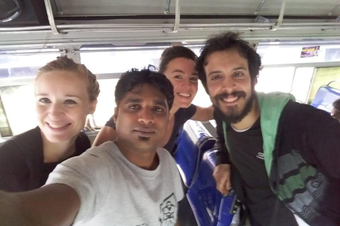 Desde Kandy Excursión de un día en Tuk Tuk por las rocas de Sigiriya y Pidurangala