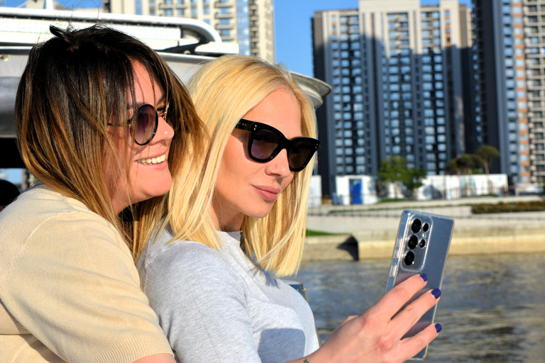 Belgrade: PRIVATE Luxury Boat Cruise on 2 Rivers 2 HOURS Private luxury boat day cruise + FREE DRINKS