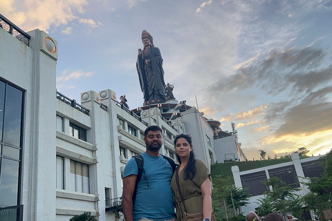 Montagne de la Vierge Noire, Cu Chi, Cao Dai avec guide LGBT