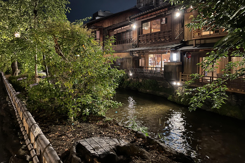 Kioto: Tour di Gion, recorrido guiado a pie&#039; pari