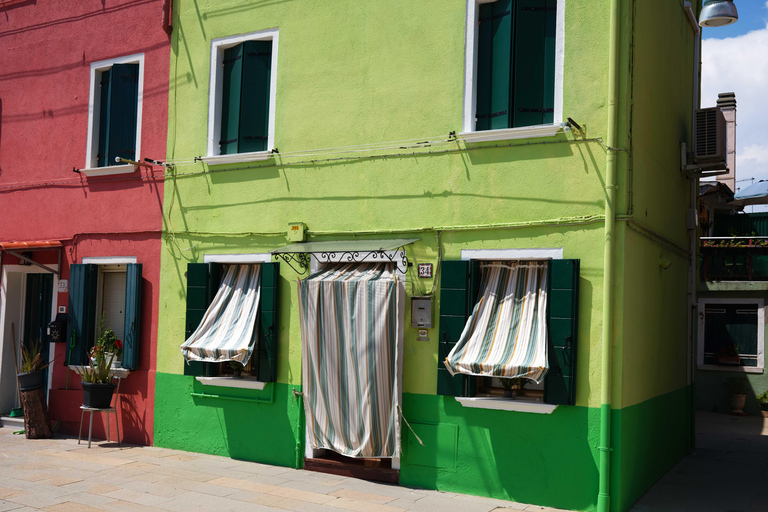 Venice: Semi-Private Murano & Burano Islands Experience Private Murano & Burano Tour in English