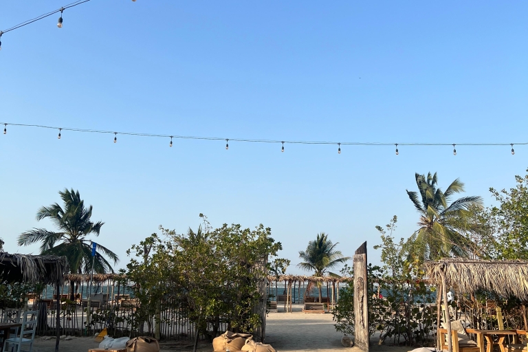 Cartagena: Strandclub Isla Tierra Bomba: Tageskarte mit Mittagessen