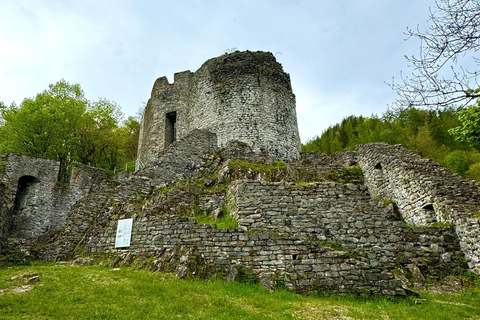 Odkryj Interlaken – jeziora, ruiny i widoki na wycieczce e-roweremOdkryj Interlaken – jeziora, ruiny i widoki: wycieczka na e-rowerze