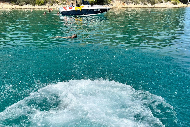 Wspaniała błękitna laguna, łódź motorowa, wino/woda i ręczniki w cenie.Włochy na plaży