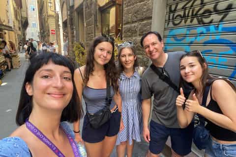 Florence: Walking Tour & Wine Window - Small Group