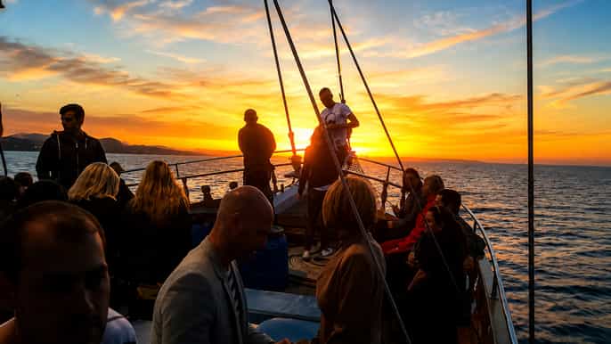 Malta Sunset Cruise: Blue Lagoon, Caves & Golden Hour Views