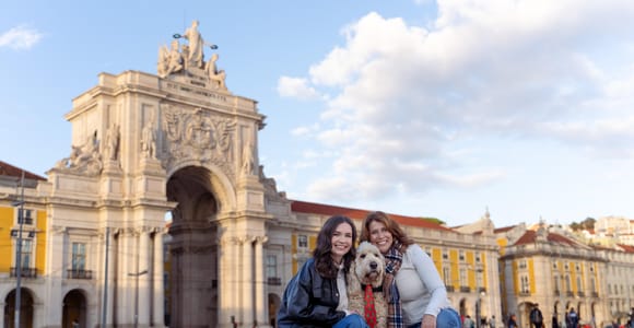 Loving Lisbon: Capture Your Memories with a Photoshoot!
