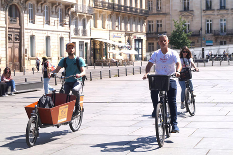 Bordeaux: Guided Bike Tour for All Ages in the Wine Capital Bordeaux: Guided E-Bike Tour for All Ages in Dutch