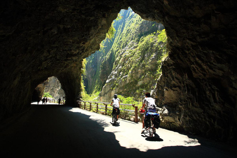 Hualien: Taroko Gorge, Sky Mirror Beach ATV & Coast Day Tour
