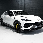 Melbourne: Lamborghini Urus Driving Experience Melbourne: Lamborghini Urus Driving Experience