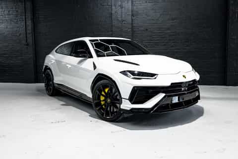 Melbourne: Lamborghini Urus Driving Experience - Image 3