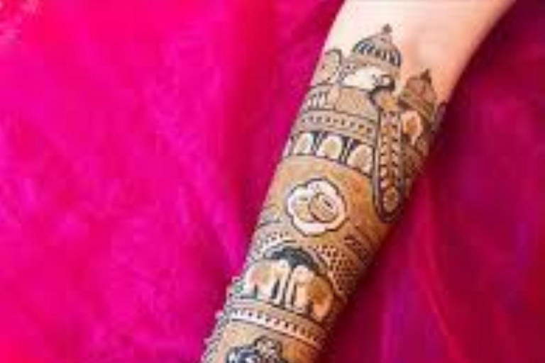 阿格拉：女性专属指甲花纹身和街头美食之旅阿格拉：适合女性的指甲花纹身和街头美食之旅