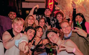 Hong Kong: #1 Pub Crawl! 3 Bars & FREE CLUB ENTRY