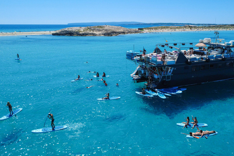 Ibiza: All-inclusive Formentera Full-Day Boat Trip with Beds