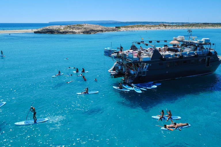 Ibiza: All-inclusive Formentera Full-Day Boat Trip with Beds