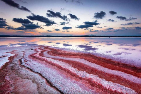 Baku: Sumgait, Pink Lake, & Green Bazar Day Trip