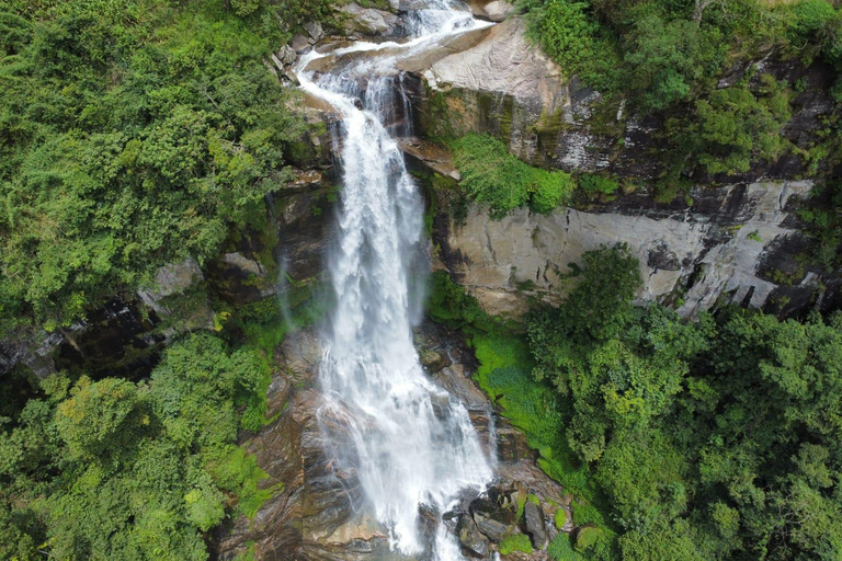 Kandy: Nuwara Eliya Secret & Historical Sightseeing Tour