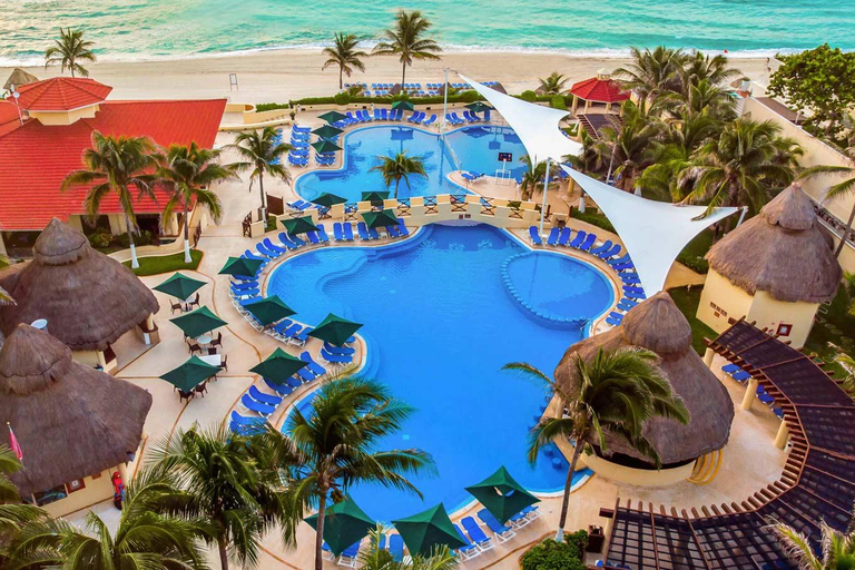 Privat transfer från GR Solaris Cancun till CUN flygplats