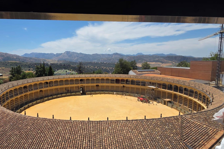 Ronda: Day Trip with Guided Tour Romantic Ronda in French
