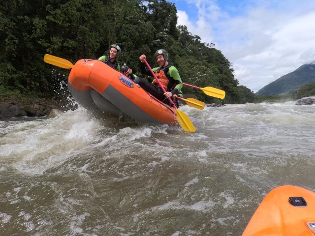 Visit White Water Rafting from Banos - Private in Baños