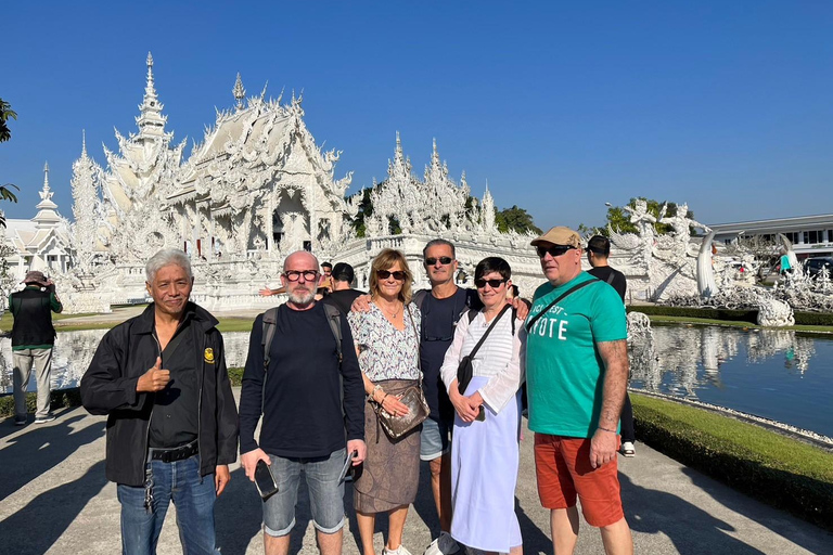 Chiang Rai:Guided Highlights Full-Day Tour-FREE LUNCH BUFFET Experience the Wonders of Chiang Rai with Free Thai Buffet