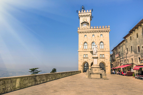 Guided Tour of San Marino with Lunch
