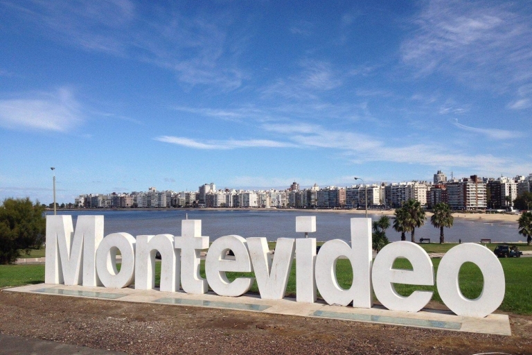 Dagtocht Montevideo vanuit Buenos AiresVerken Montevideo in een dagtrip vanuit Buenos Aires