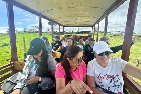 La Union, Antioquia: Tour on a Tourist Tractor