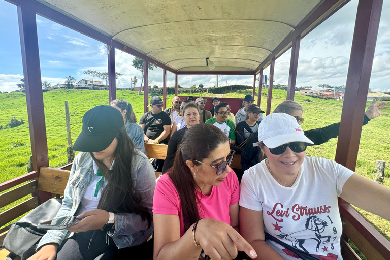 La Union, Antioquia: Tour on a Tourist Tractor