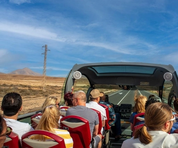 Fuerteventura :Dunas Corralejo, La Oliva Iglesia:¡cruceros!