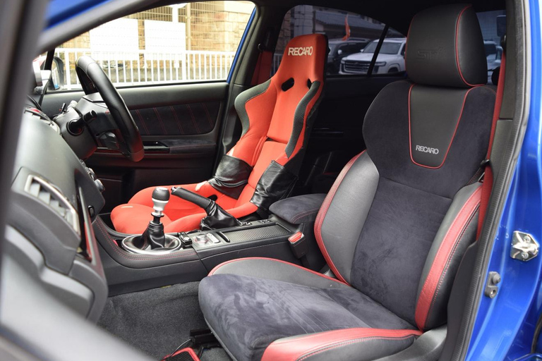 Tokyo: Daikoku PA & Shibuya Private Tour in a 500hp WRX STI